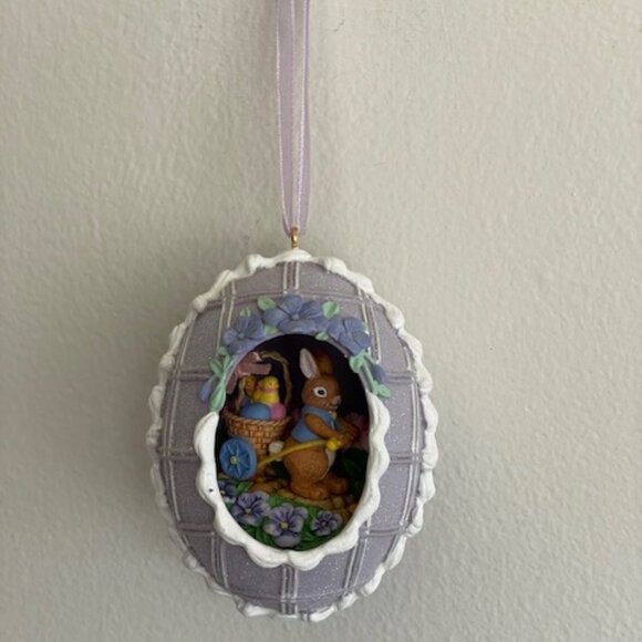 HALLMARK Easter 2002 Egg-spress Bunny Cart Ornament - Picture 3 of 16